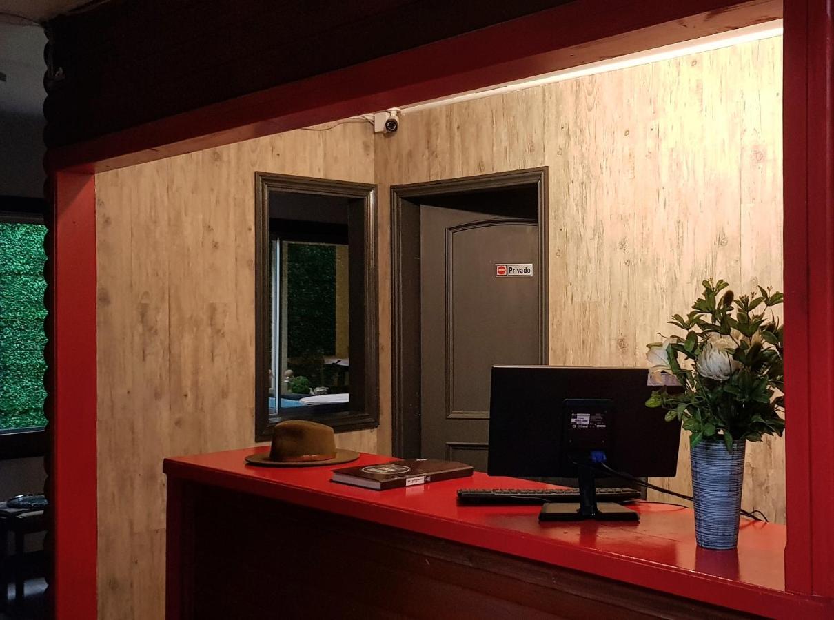 Hostal Centro Montt Temuco Eksteriør bilde